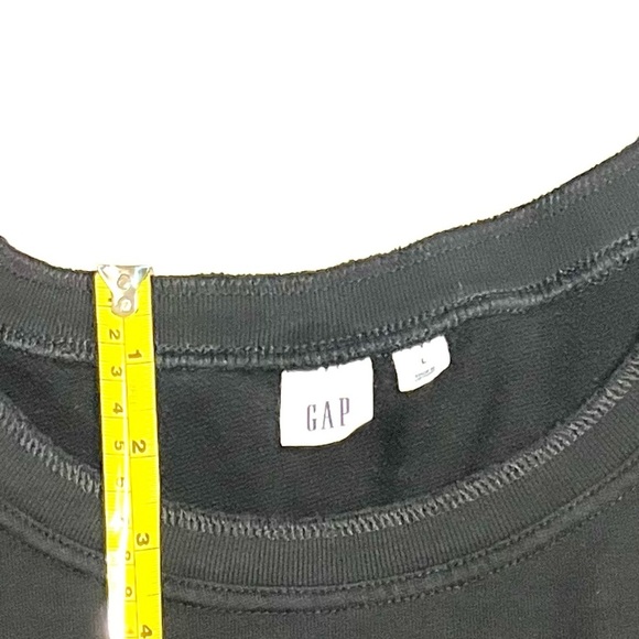 GAP Black Cold Shoulder Sweater Size Large - Picture 4 of 4